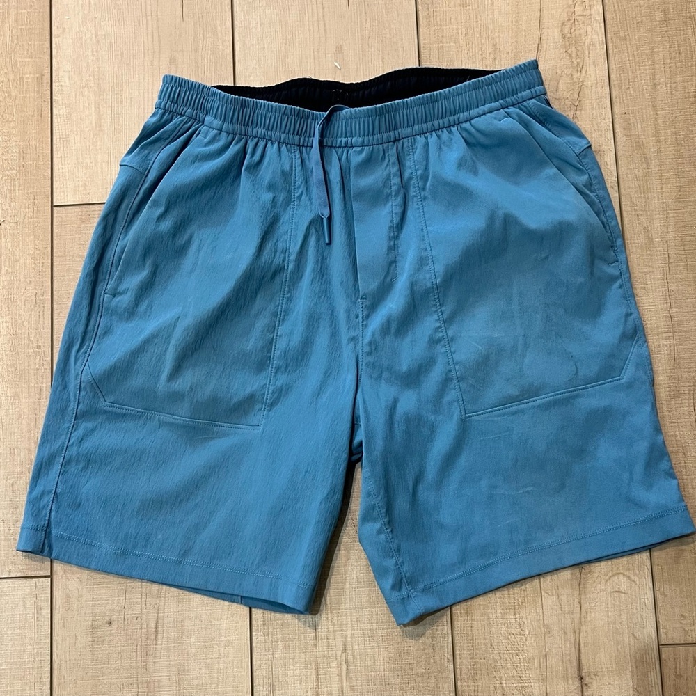 Lululemon Men's Bowline Short 8” Woven Utility Blue  Size Medium